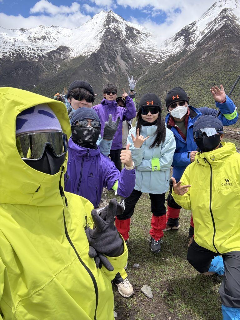 59ecd89575bc4a6160a0ea675fdfaacc